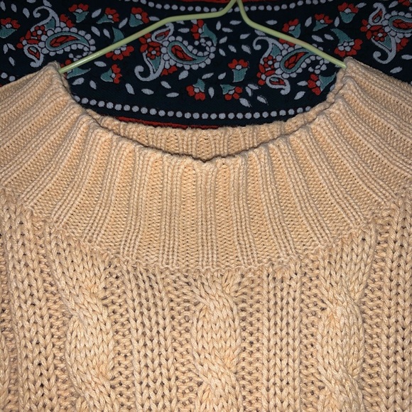 Vintage Sweater - Picture 5 of 5